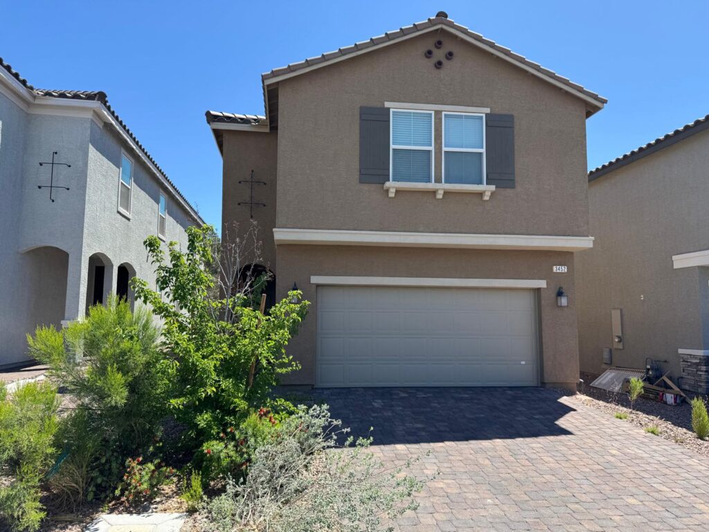 3452 Jade Flower St