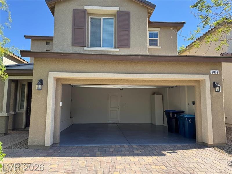9899 Vista Meadows Ave